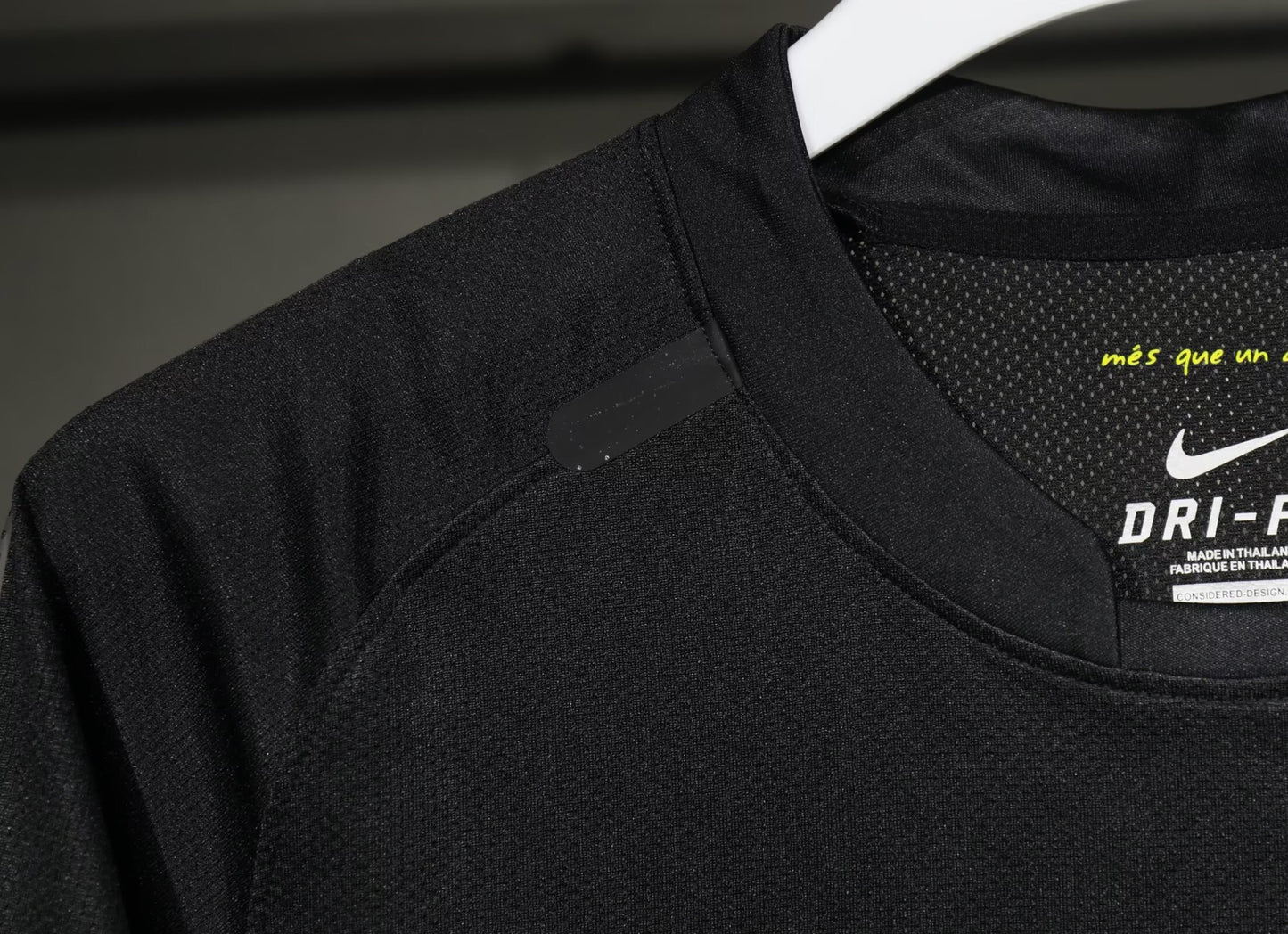 Barcelona 2011 away (long sleeves)