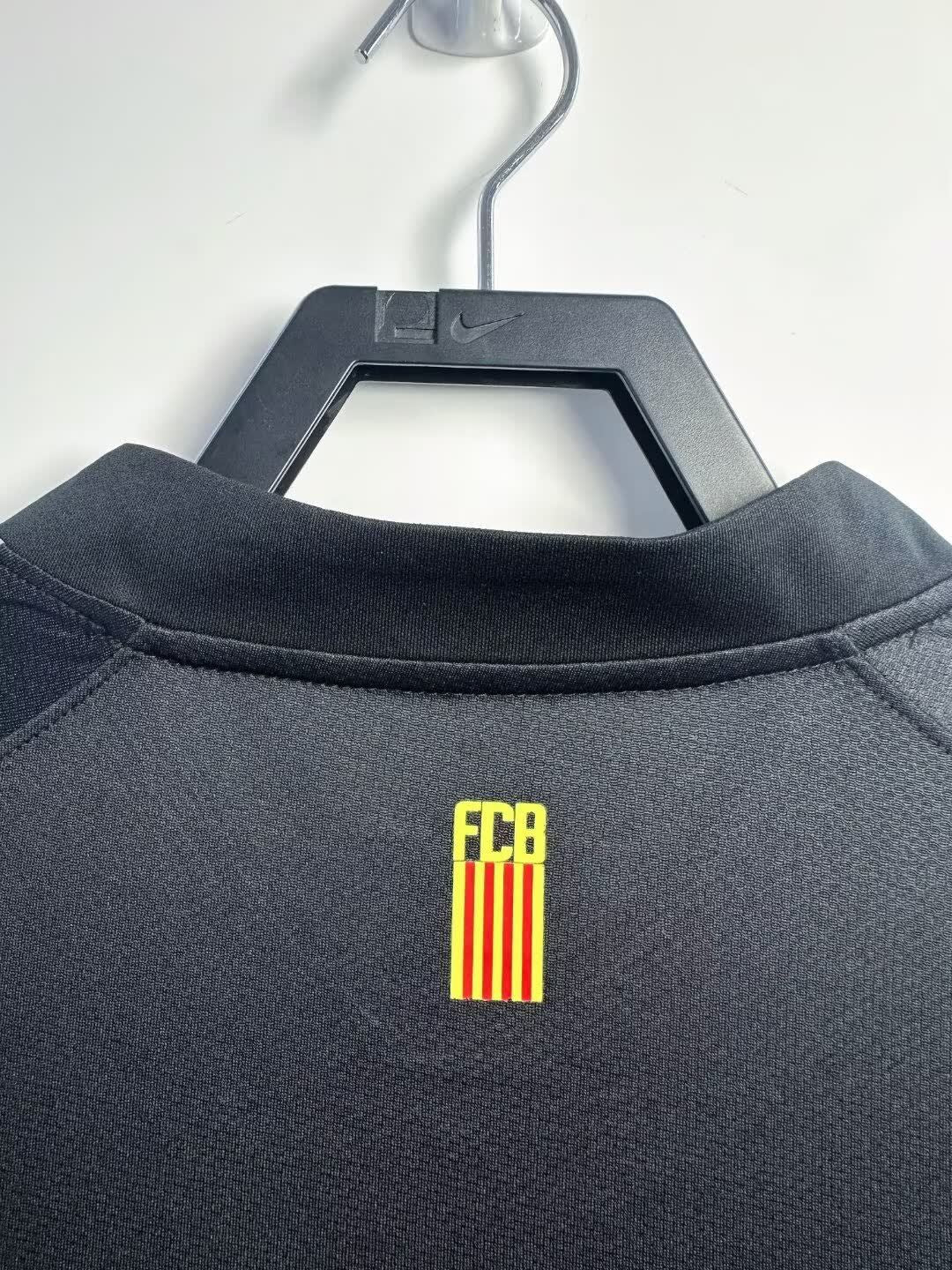 Barcelona 2011 away