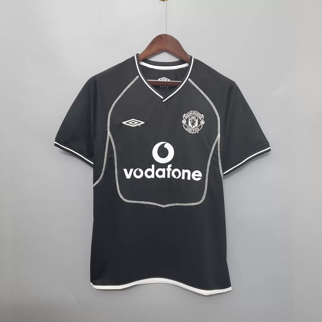 00/02 Manchester United Black Retro