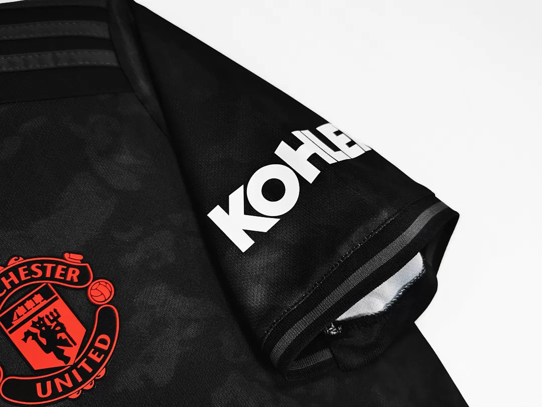 Retro 2019/20 Manchester United Second away
