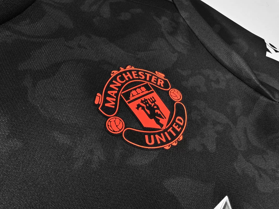 Retro 2019/20 Manchester United Second away